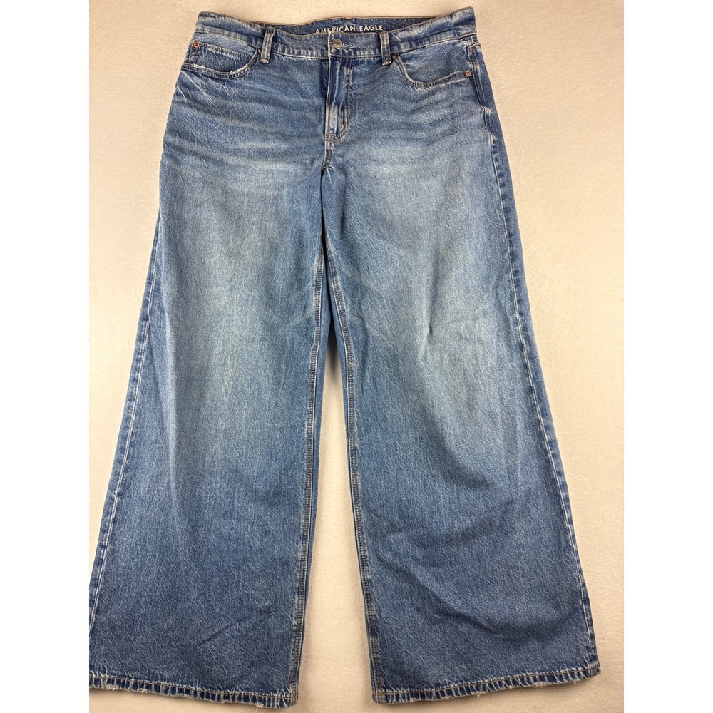 American Eagle Strigid Low Rise Ultra Wide Leg Jeans Medium Wash Blue Womens 10